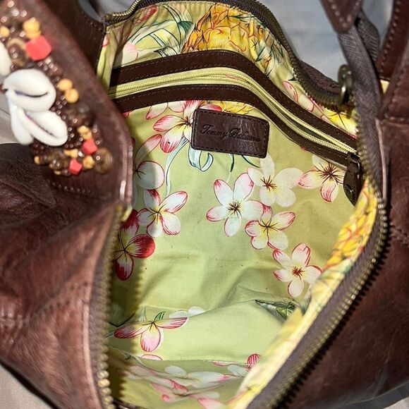 Tommy Bahama Seashore beaded hobo shoulder leather - Picture 7 of 8